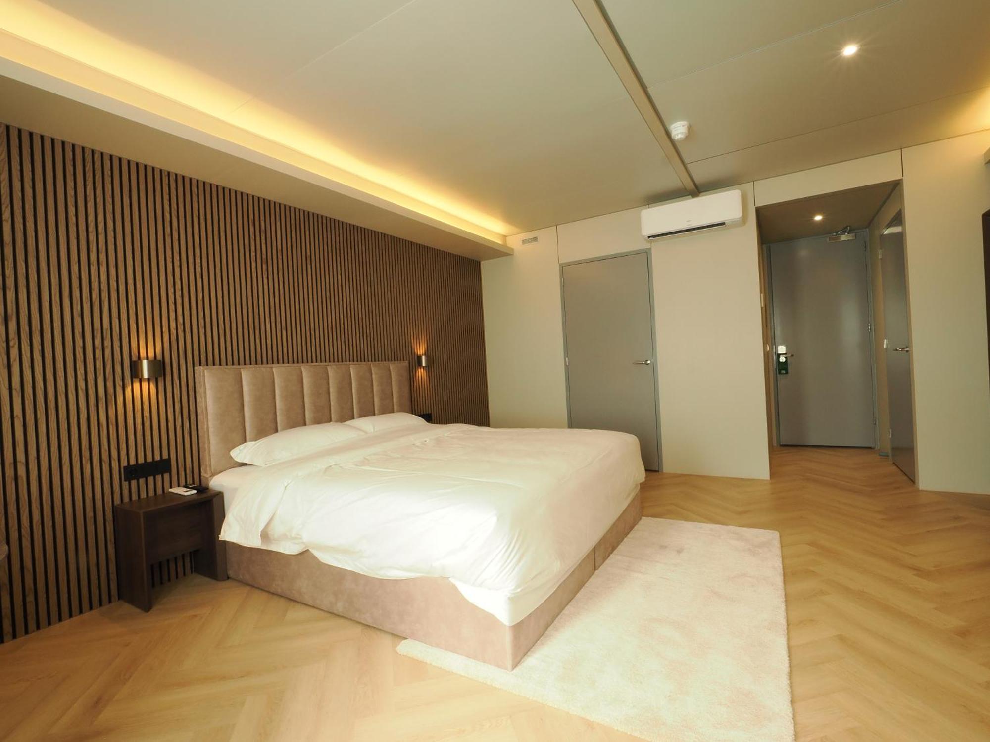 Tung Hotel เซโวลเดอ ภายนอก รูปภาพ